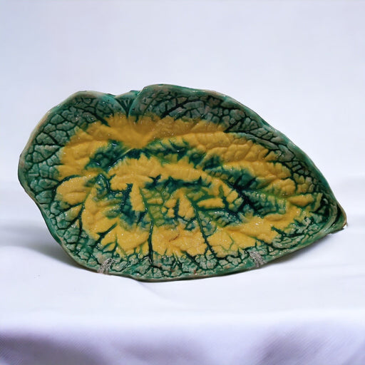 Mojelica Dish - Bratton's Uniques & Antiques